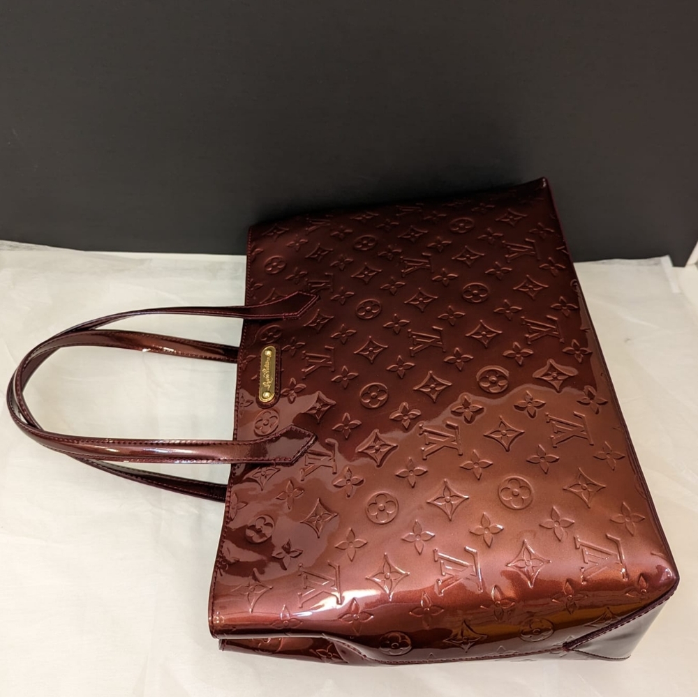 ✨️💎Authentic Louis Vuitton Wilshire MM monogram Vernis - Picture 6 of 16